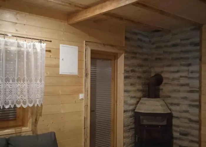 Rajskie Wzgorze W Karkonoszach Lomnica (Jelenia Gora)