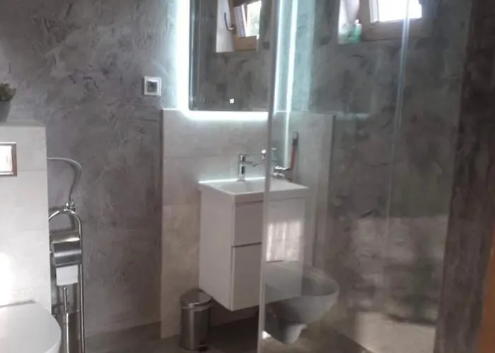 Rajskie Wzgorze W Karkonoszach * Lomnica (Jelenia Gora)